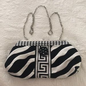 BohoFlyDesign Clutch